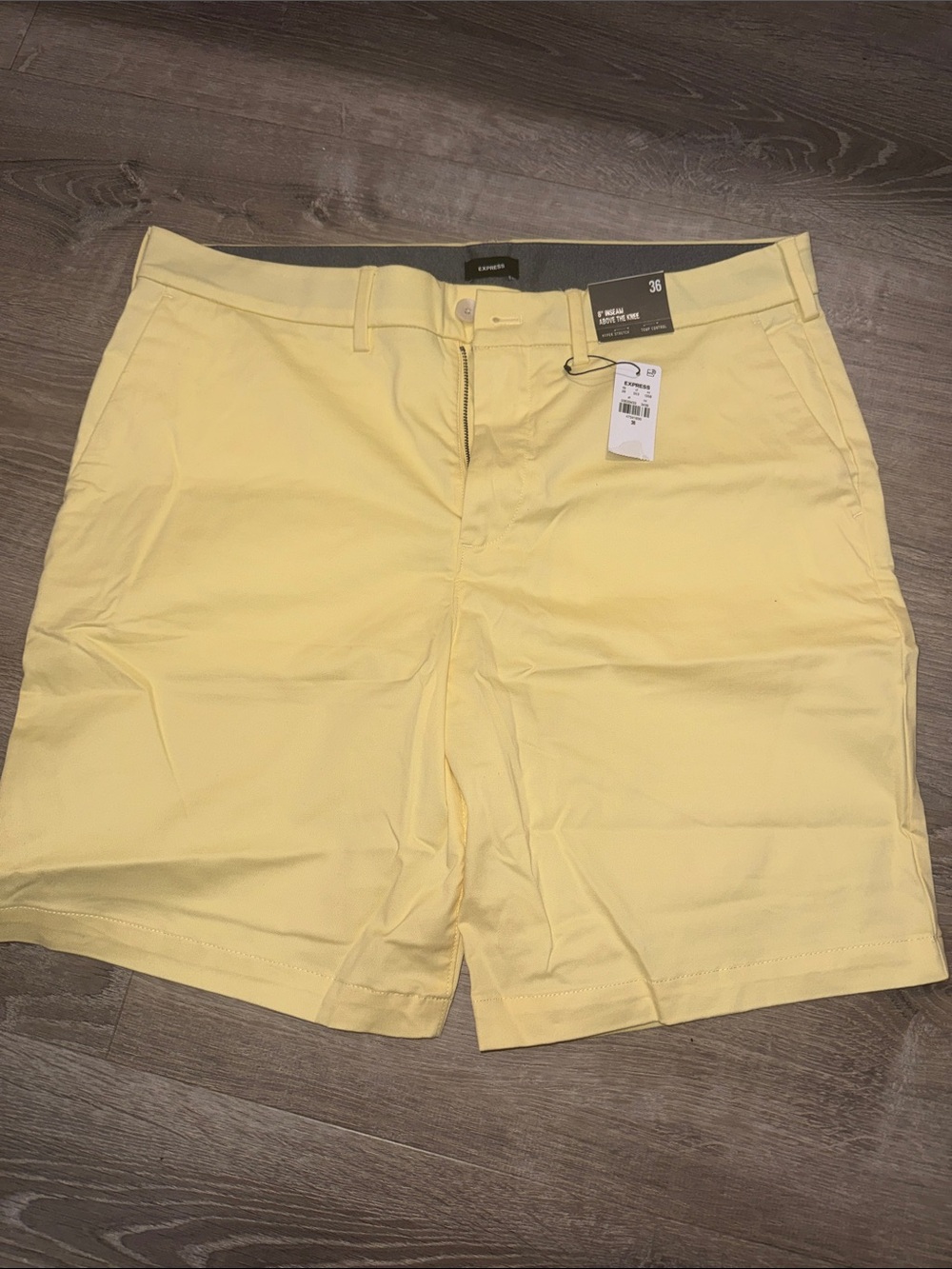 Express Men's Light Yellow Flat Front Chino Shorts